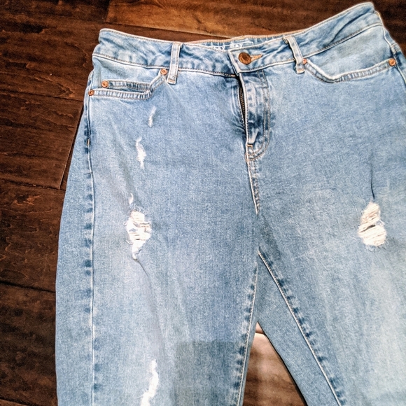 Noisy May Relaxed Fit Jeans 👖👖 - Picture 7 of 8